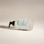 Flacon transparent de 200 ml du gel lavant AISHITERU avec étiquette élégante